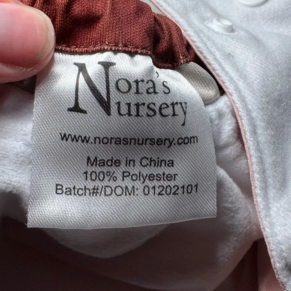 Nora’s Nursery 4 count pocket Neutral beige cloth diapers